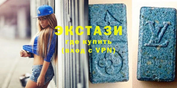 твердый Михайлов